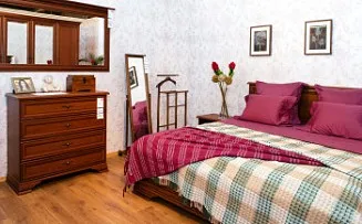 Спальня Кентаки каштан 4